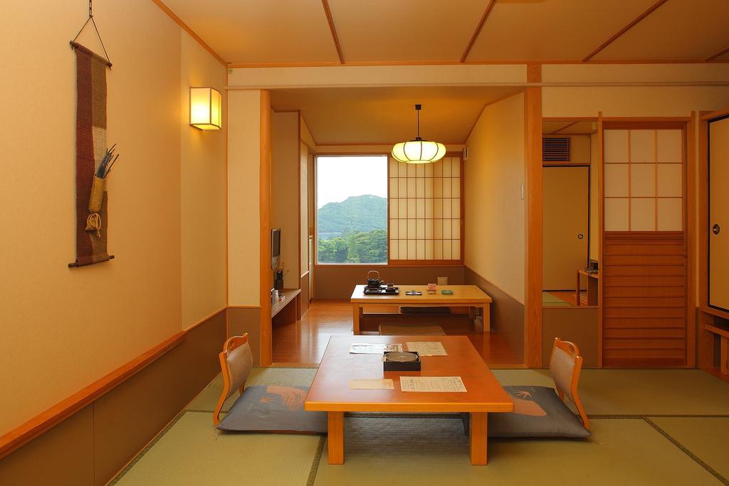 ホテル 扇芳閣 鳥羽市 エクステリア 写真